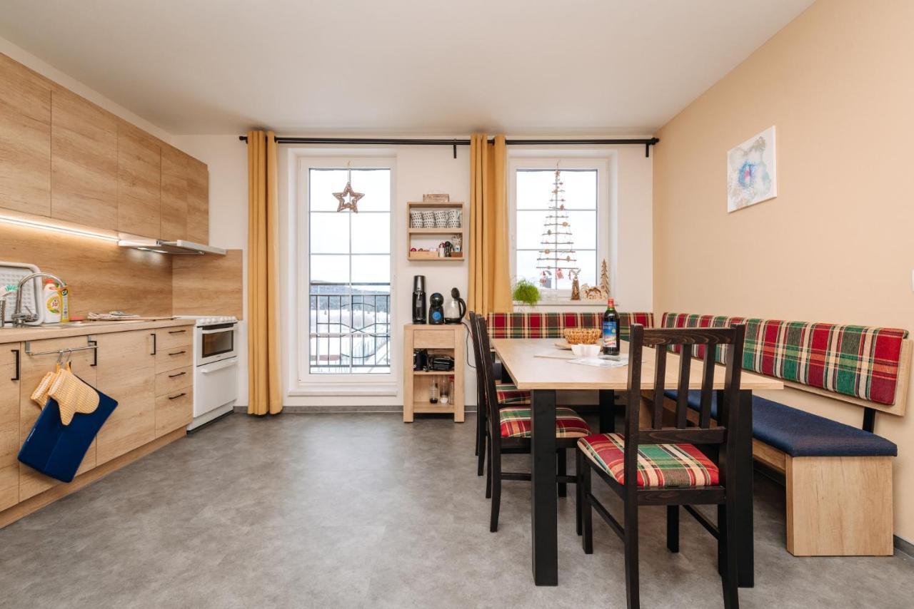 Aura V By Mountain Ways Apartment Bozi Dar Bagian luar foto